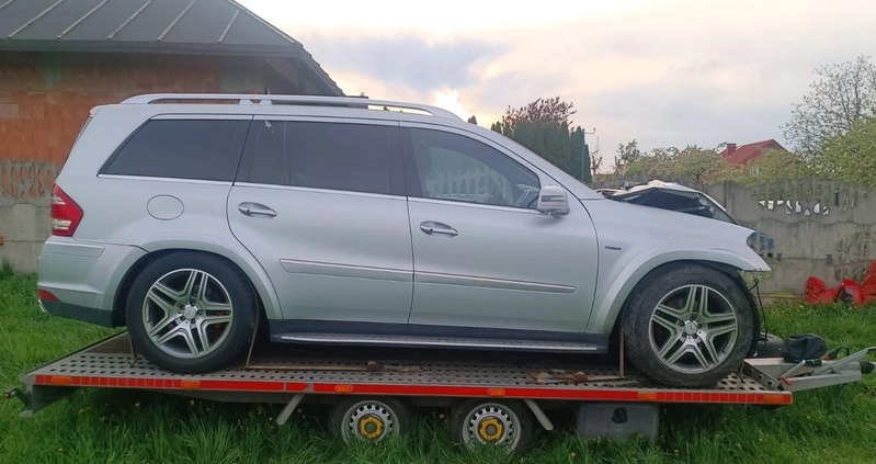 Mercedes-Benz GL cena 35000 przebieg: 243000, rok produkcji 2012 z Ozorków małe 497